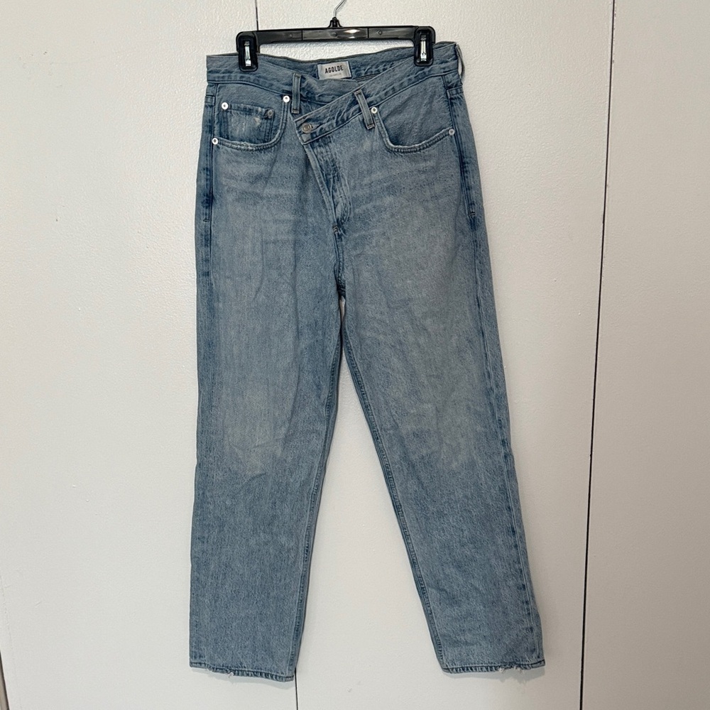 Aritzia Agolde Asymmetrical Light Blue Denim Jeans